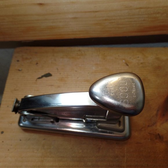 Vintage ACE SCOUT stapler model 202 - Picture 7 of 12